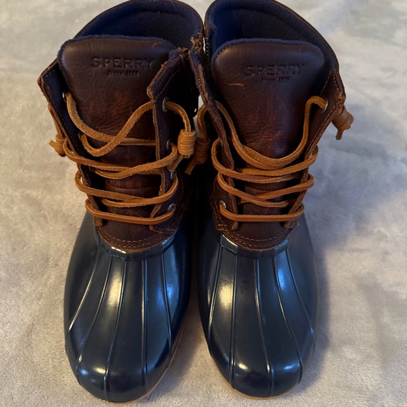 SPERRY SALTWATER TAN/NAVY BOOTS-8M - Picture 8 of 9